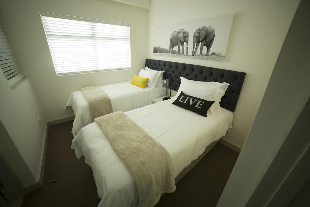 The Quadrant Apartment A406 Cape Town Bagian luar foto